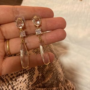 NWOT clear earrings